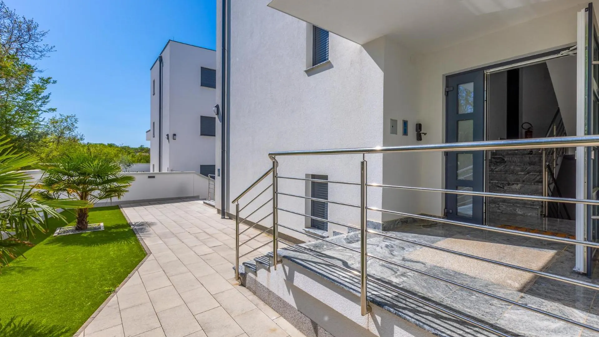 Sunset & Seaview Premium Apartment Malinska